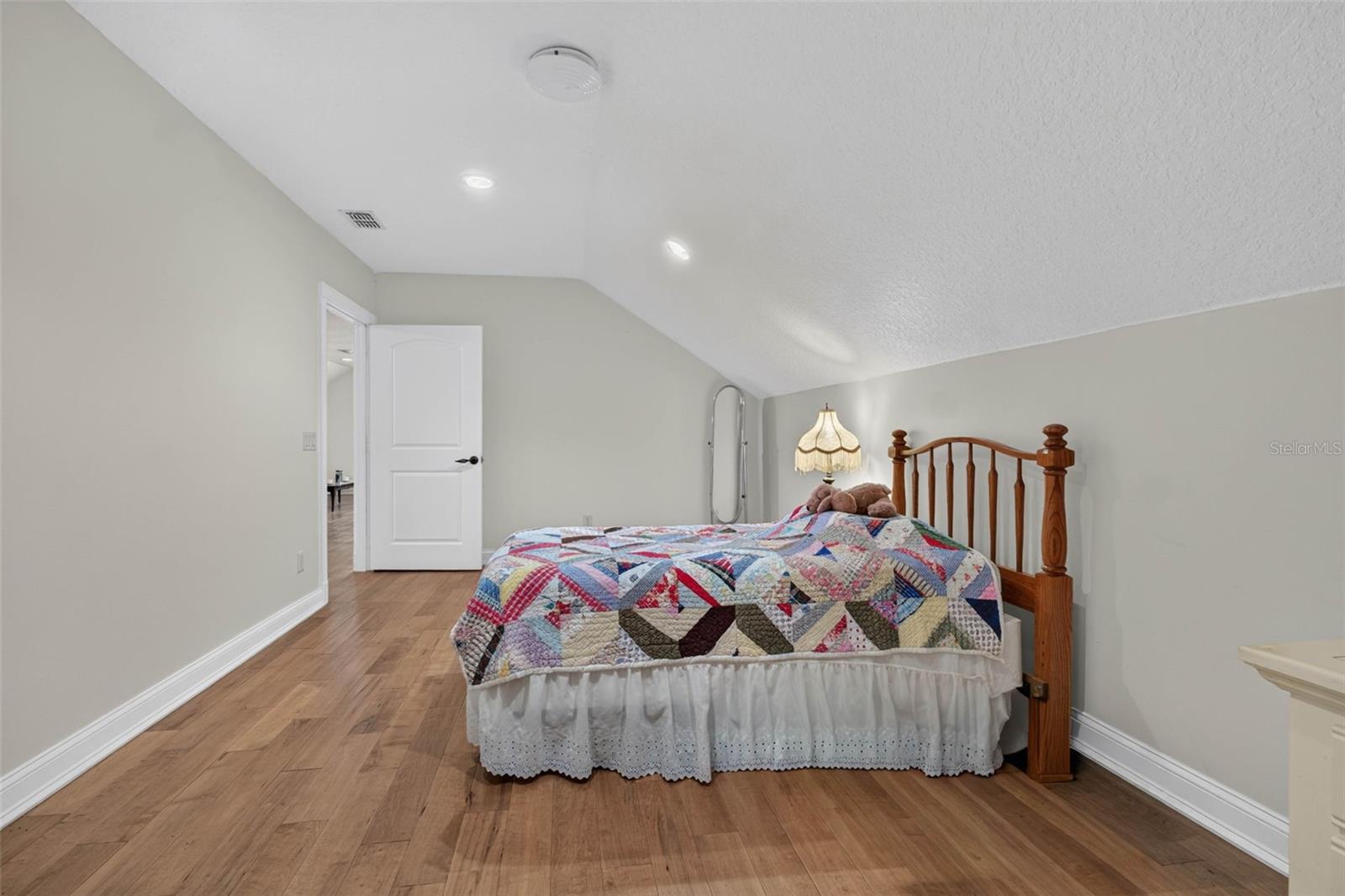 13342 W LAKE YALE RD