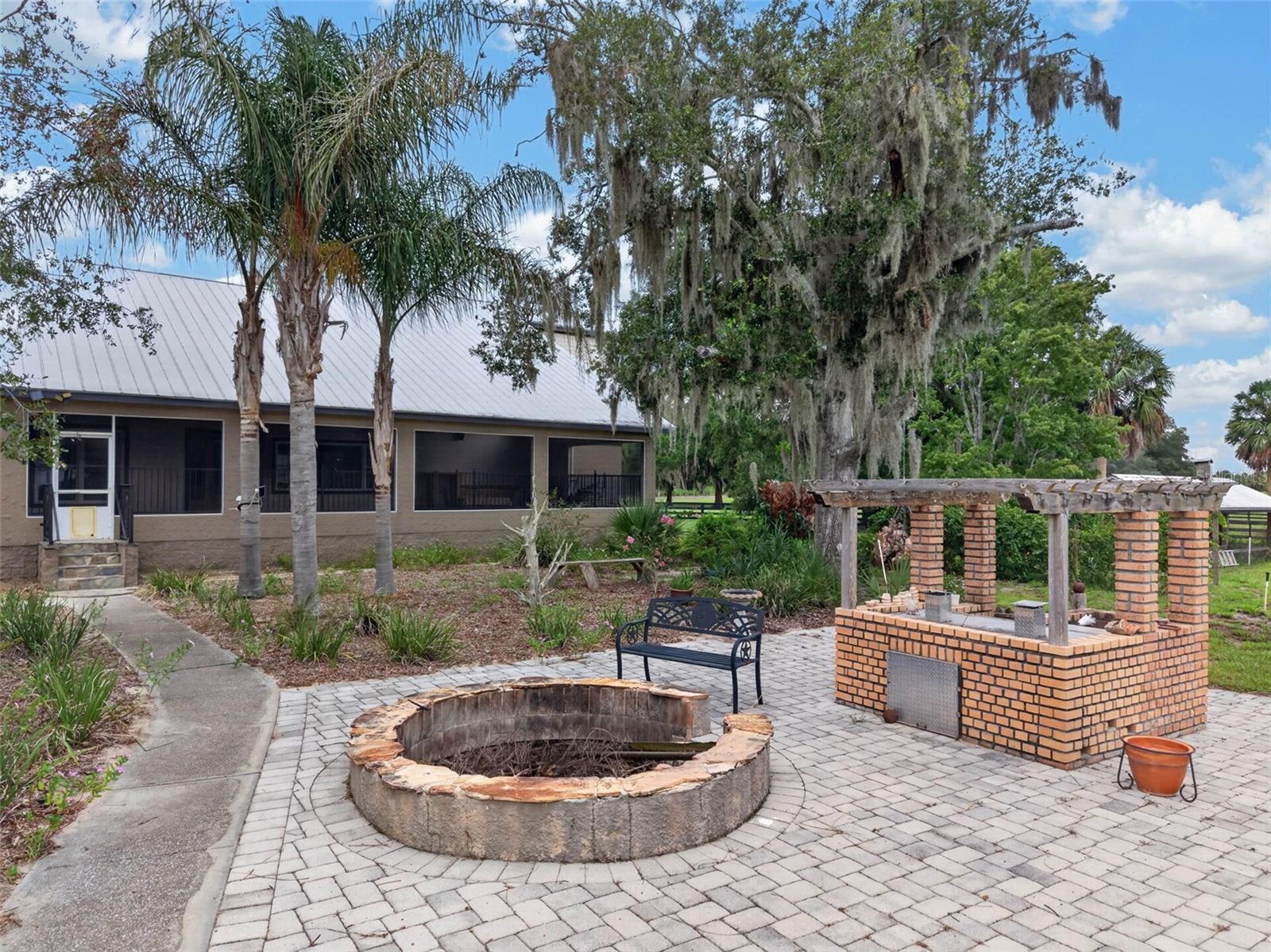 13342 W LAKE YALE RD