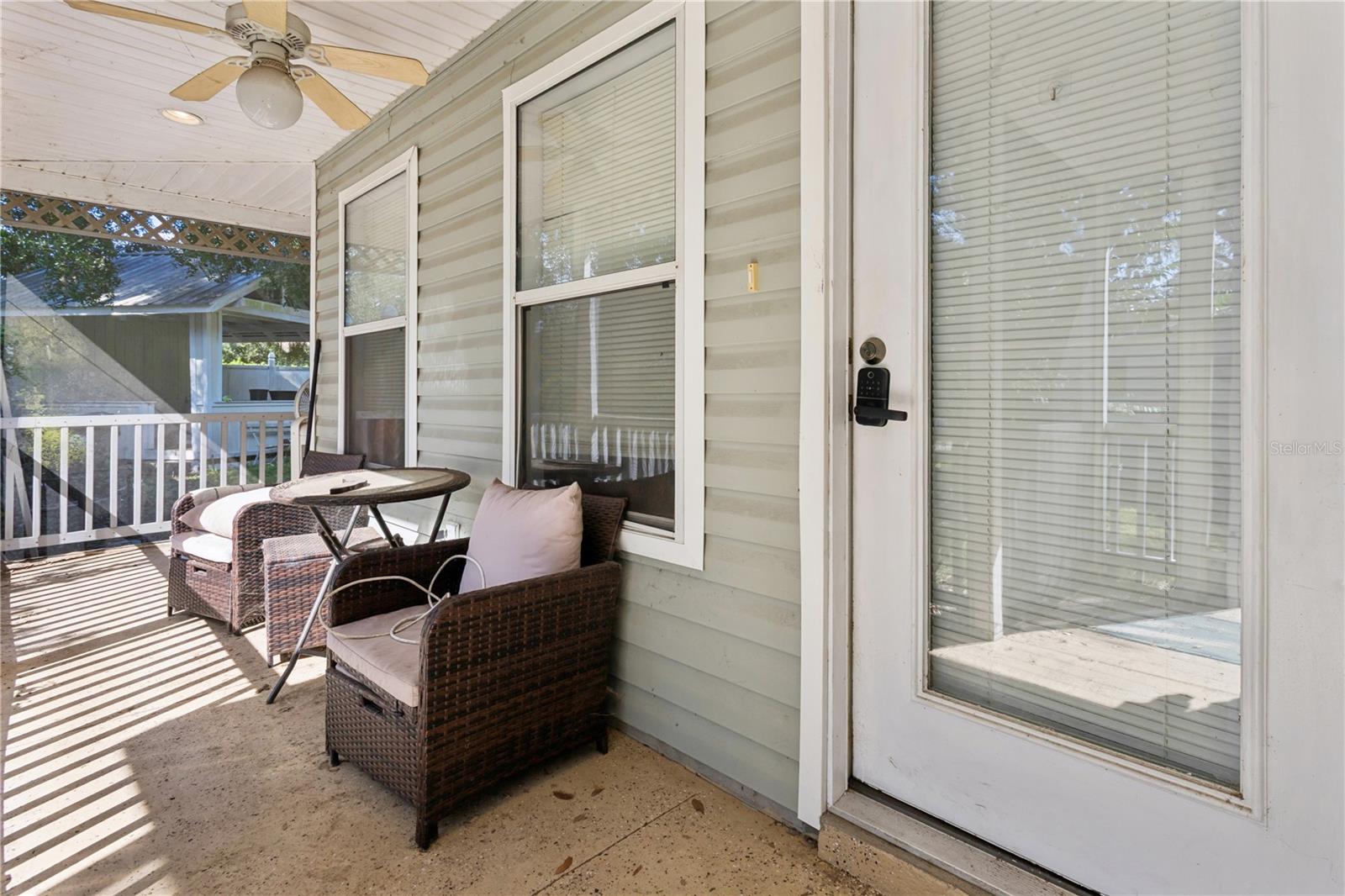 1505 E CROOKED LAKE DR