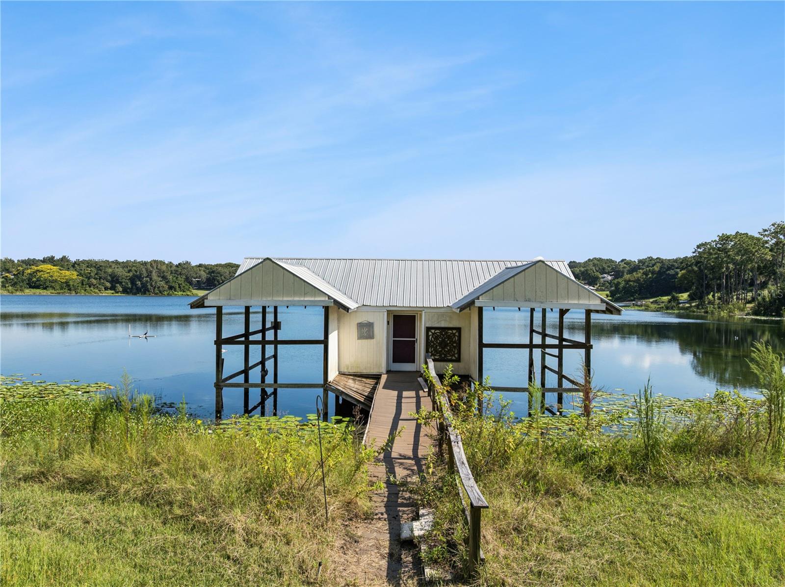 1505 E CROOKED LAKE DR