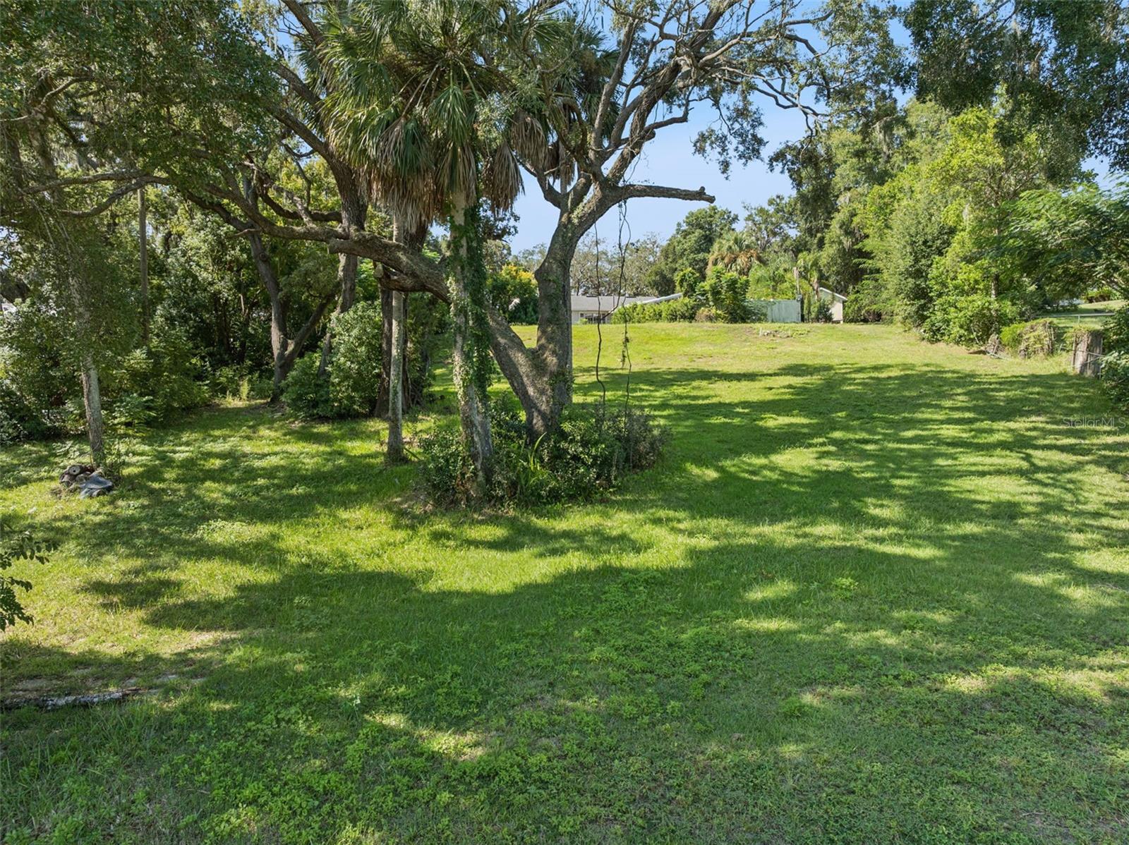 1505 E CROOKED LAKE DR