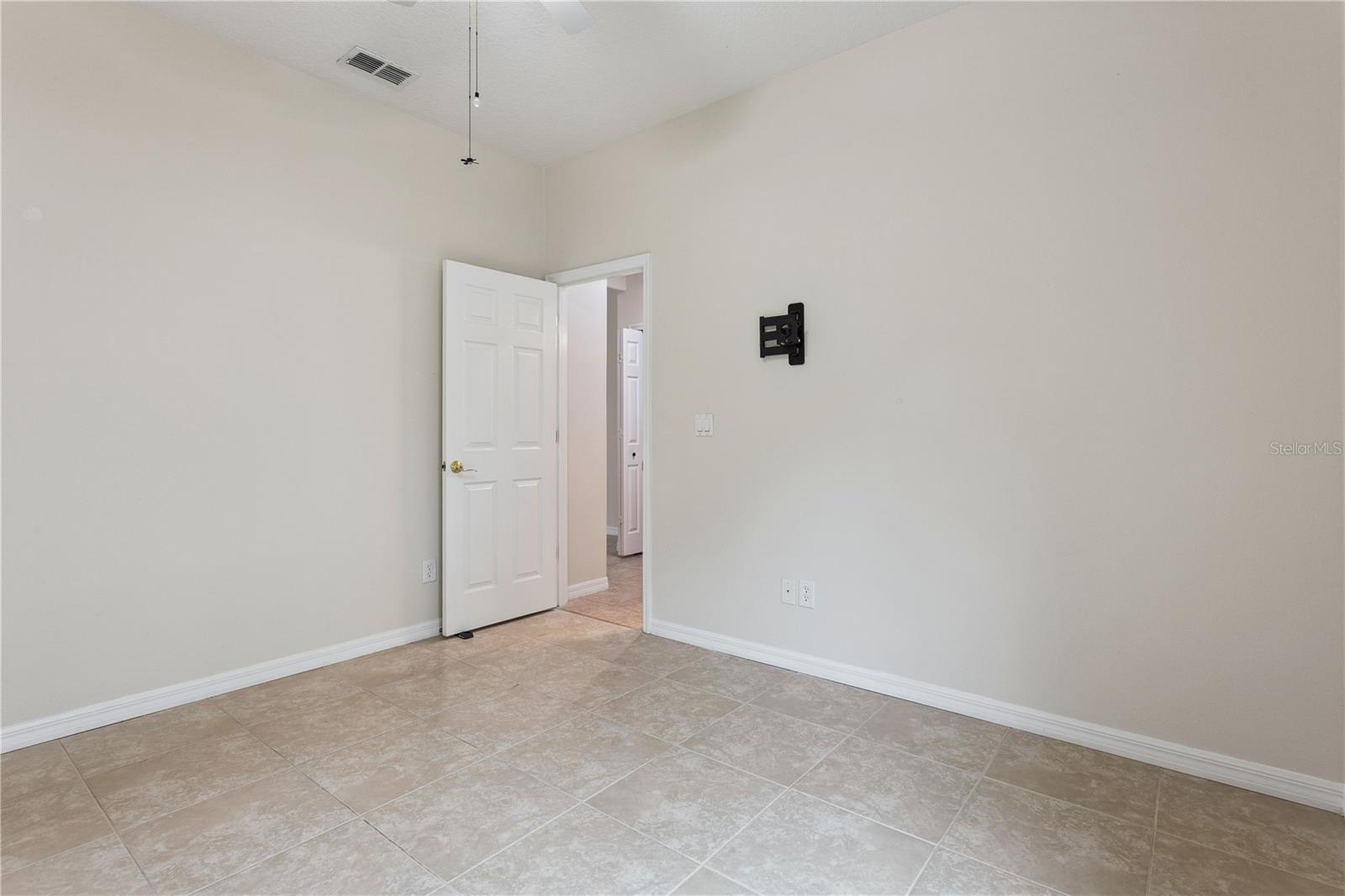 5018 TEMPIC DR