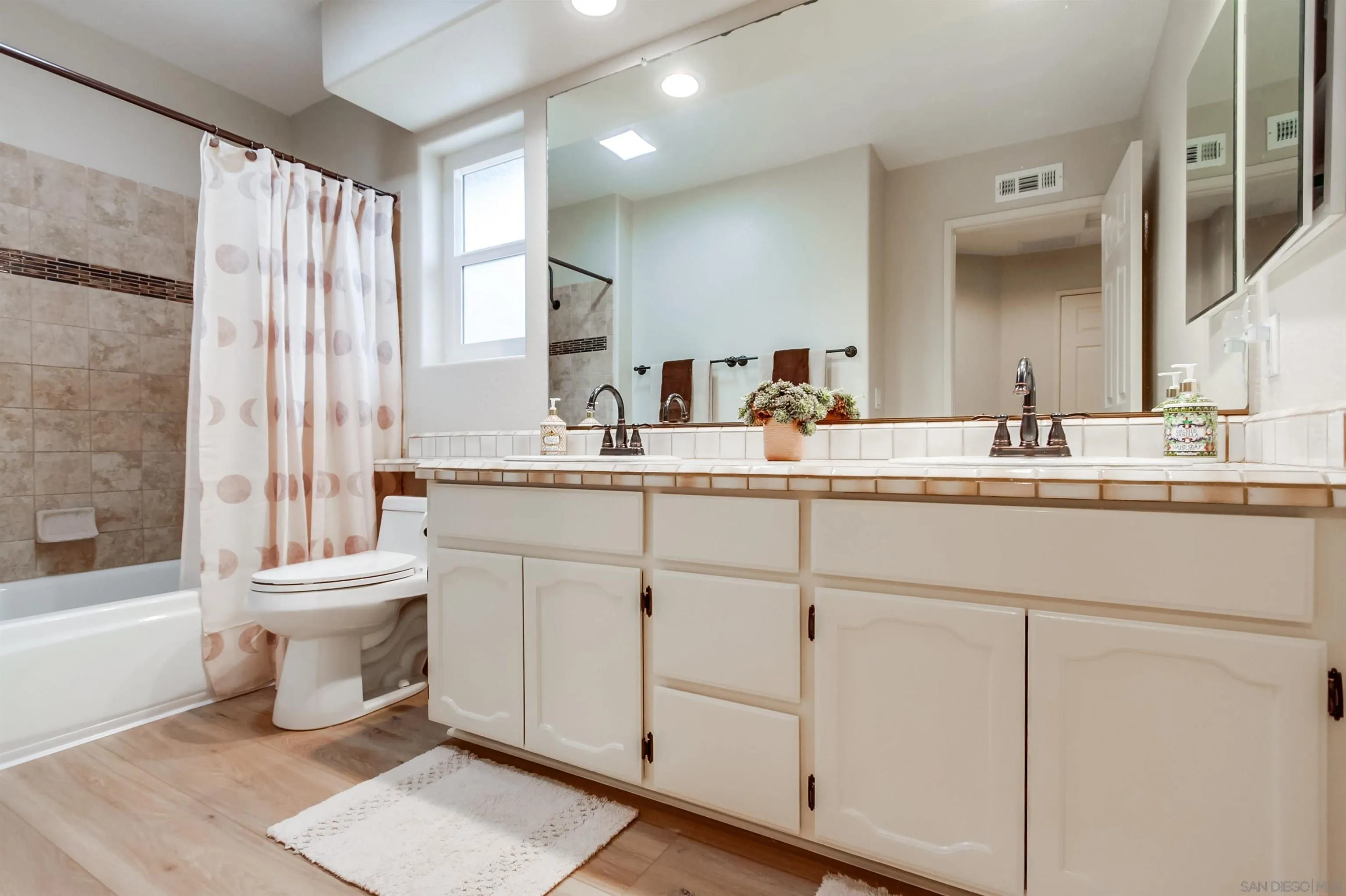 12640 Peachwood Court