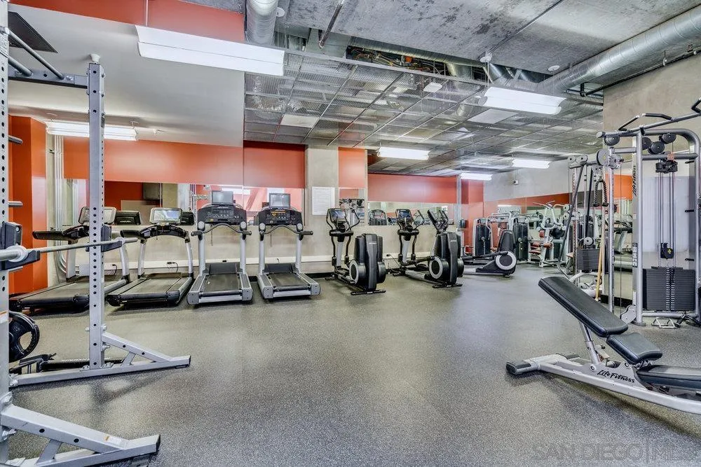 321 10th Ave Unit 306