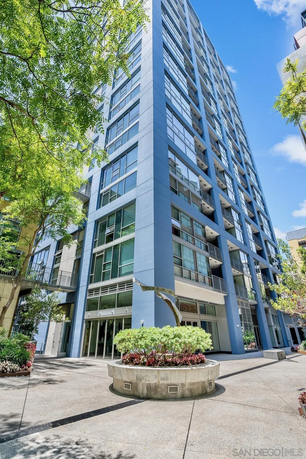 321 10th Ave Unit 306