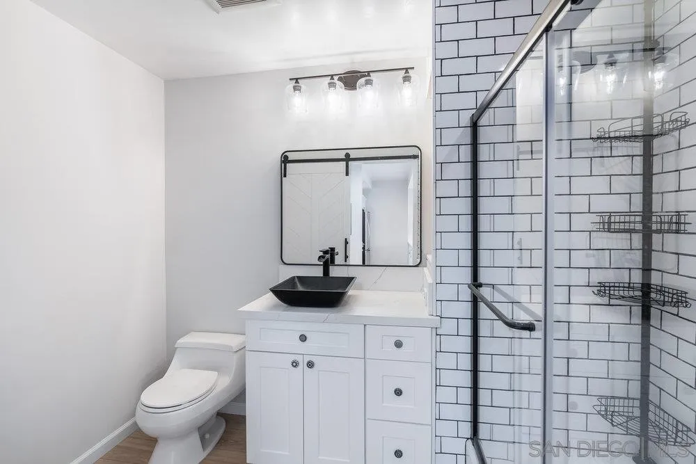 321 10th Ave Unit 306