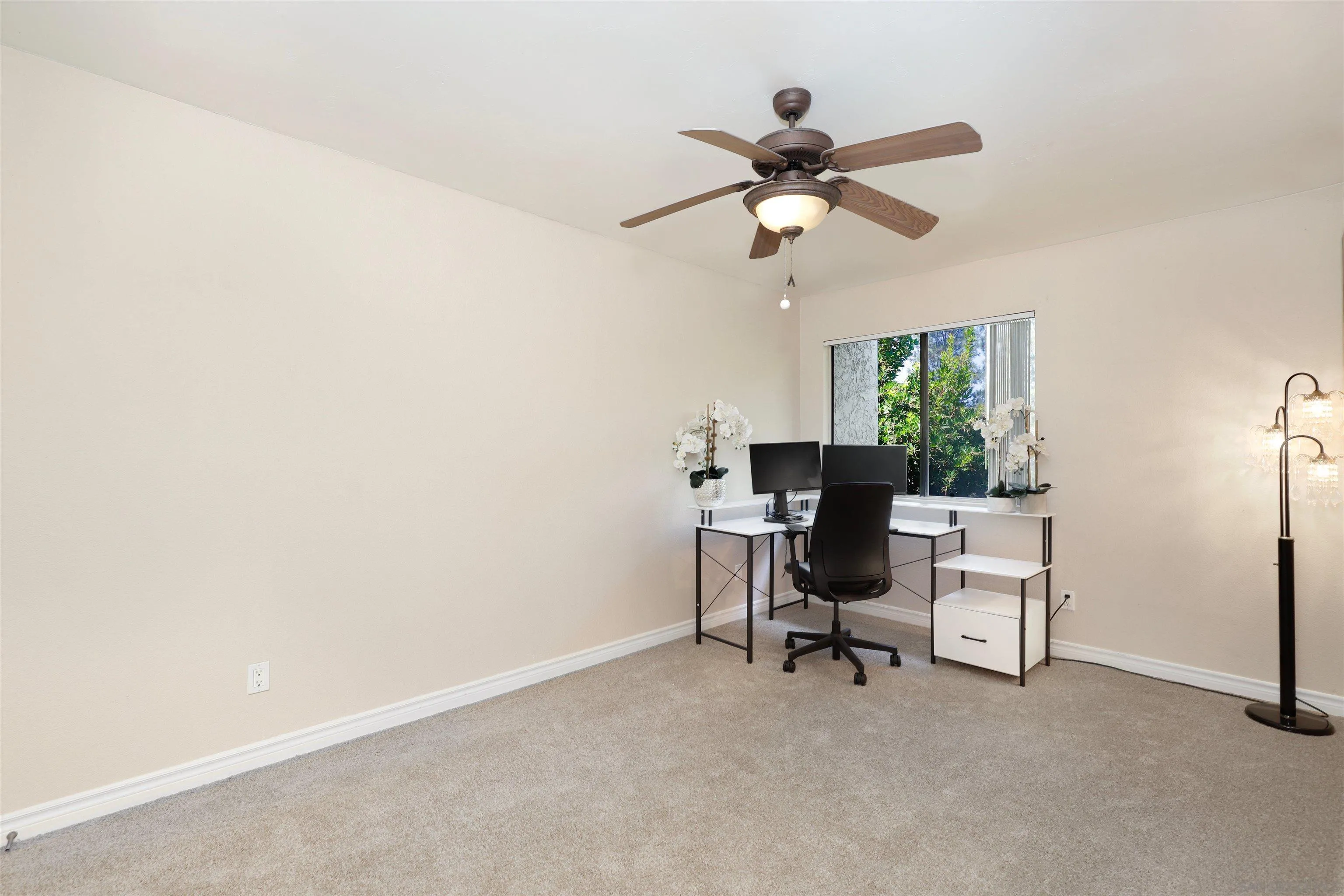 9909 Azuaga Street Unit C202