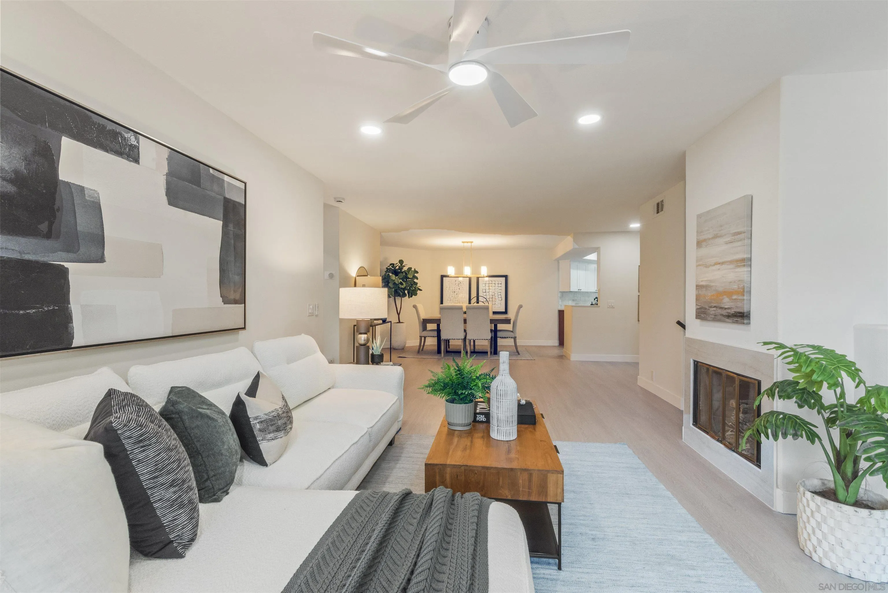 422 Rosecrans St. Unit 1