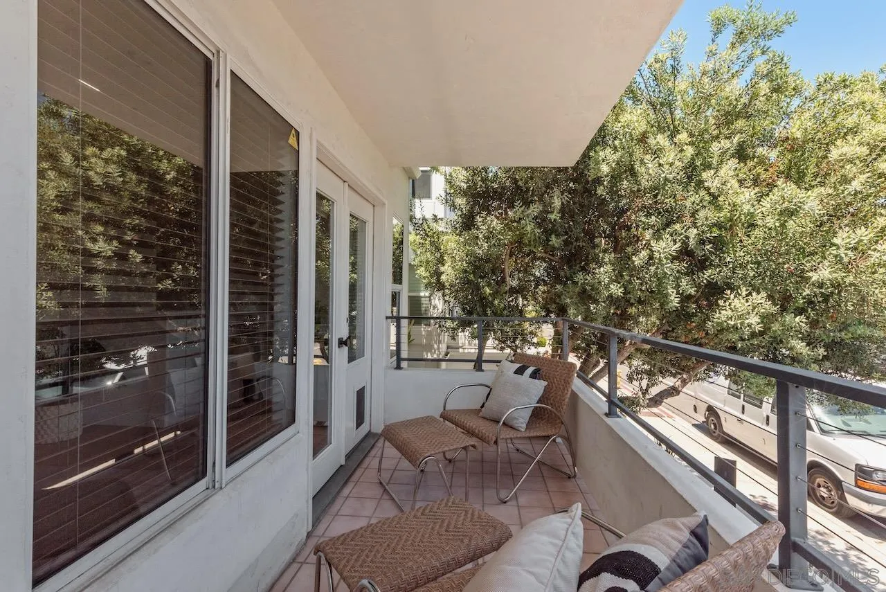 422 Rosecrans St. Unit 1