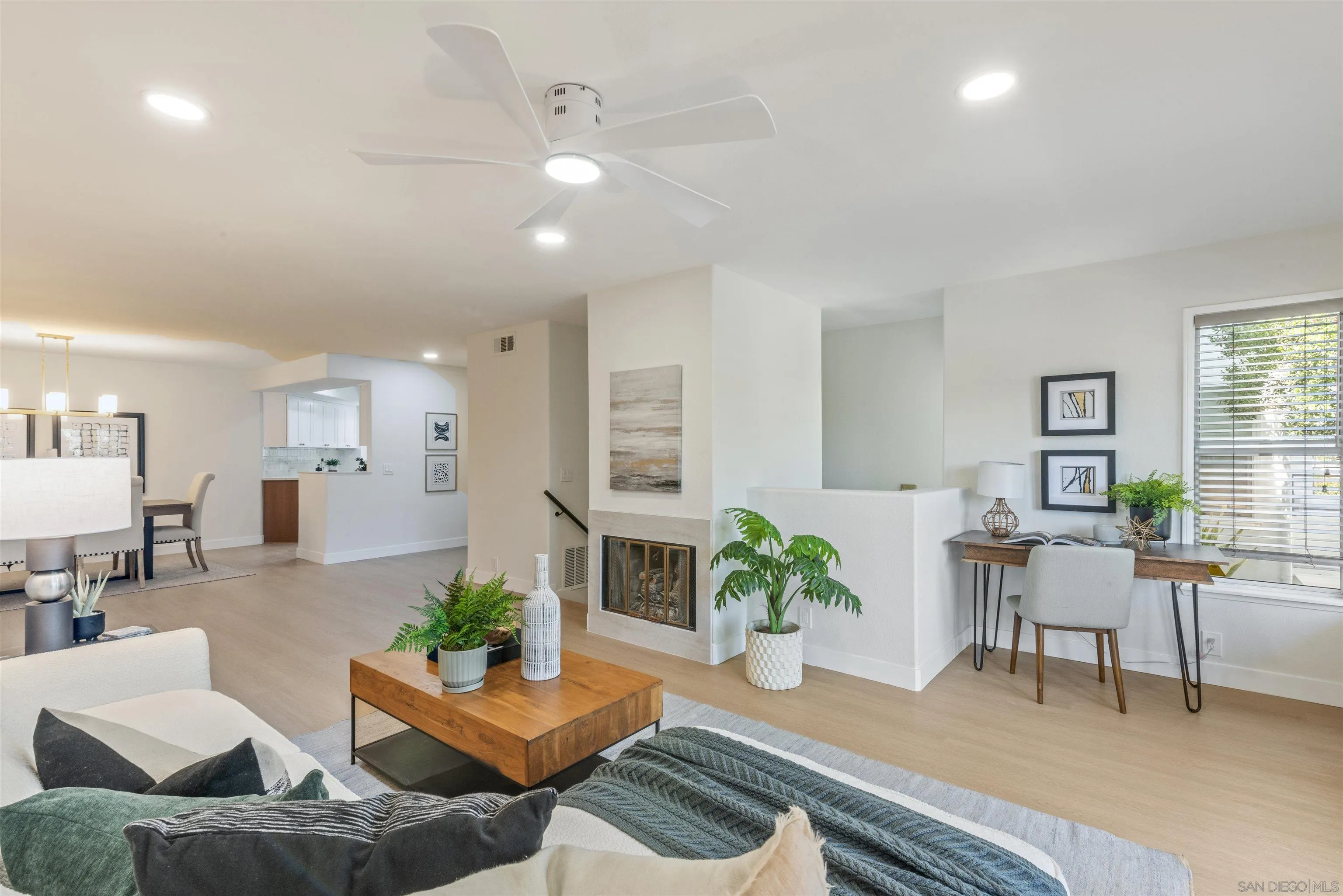 422 Rosecrans St. Unit 1