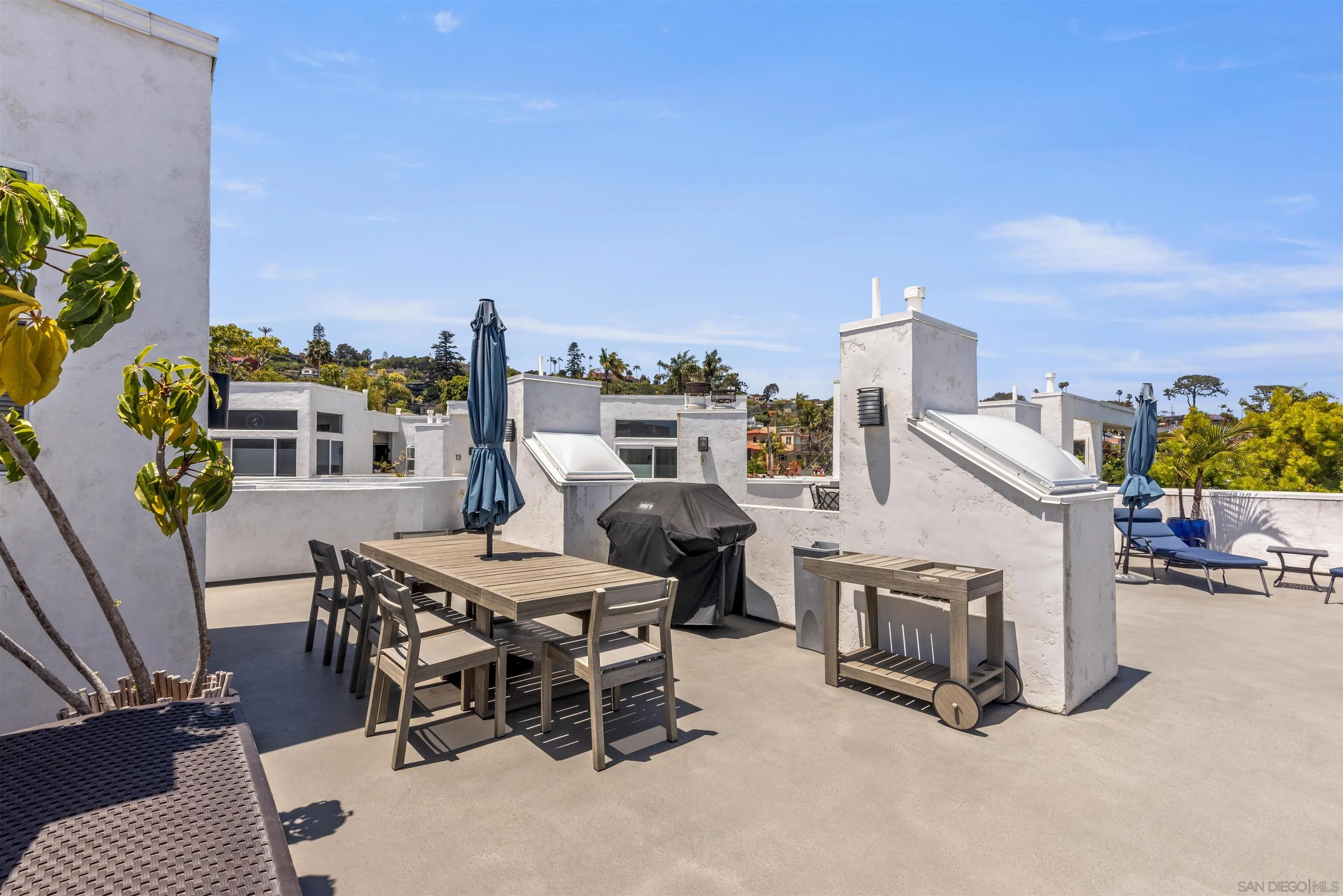422 Rosecrans St. Unit 1