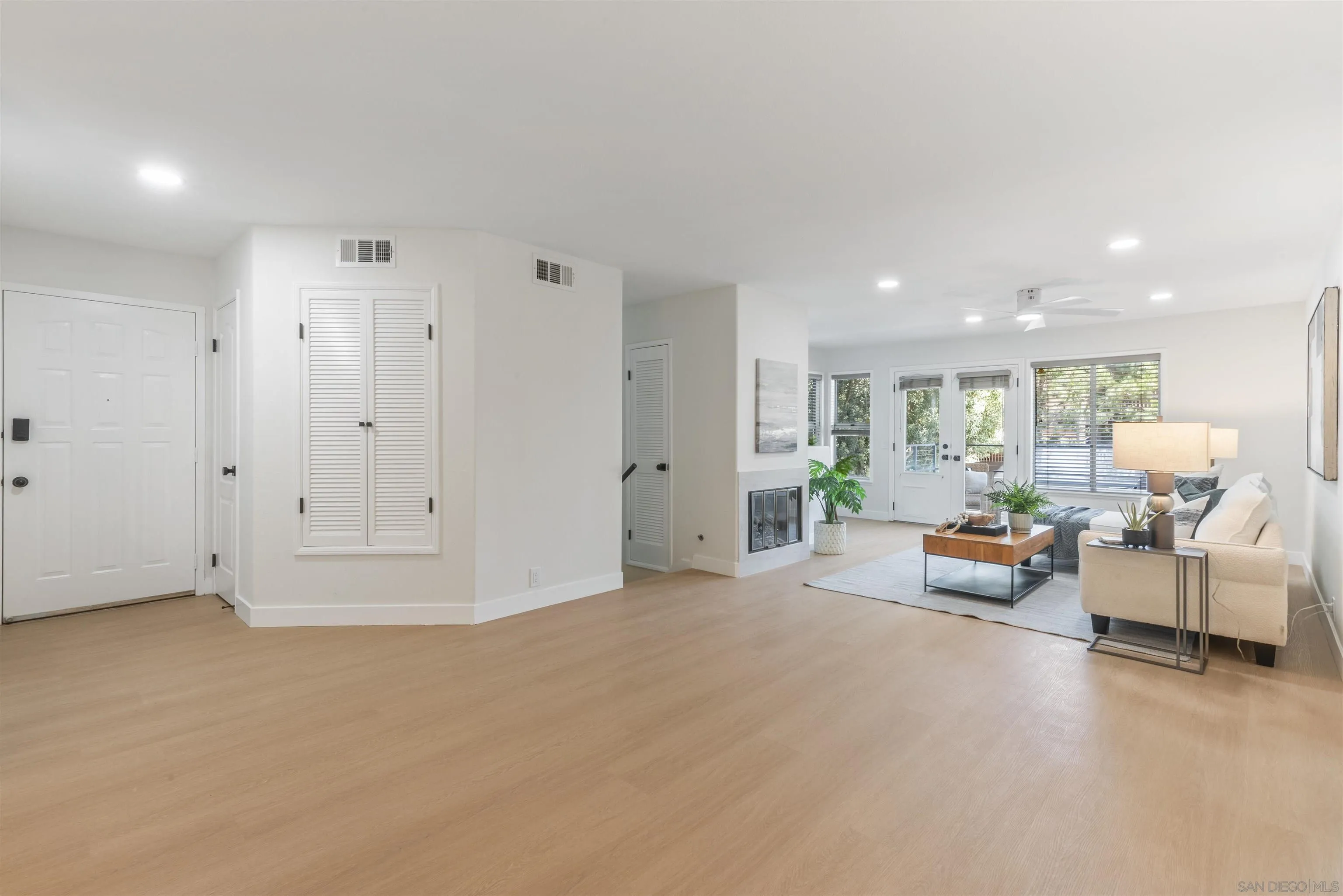 422 Rosecrans St. Unit 1