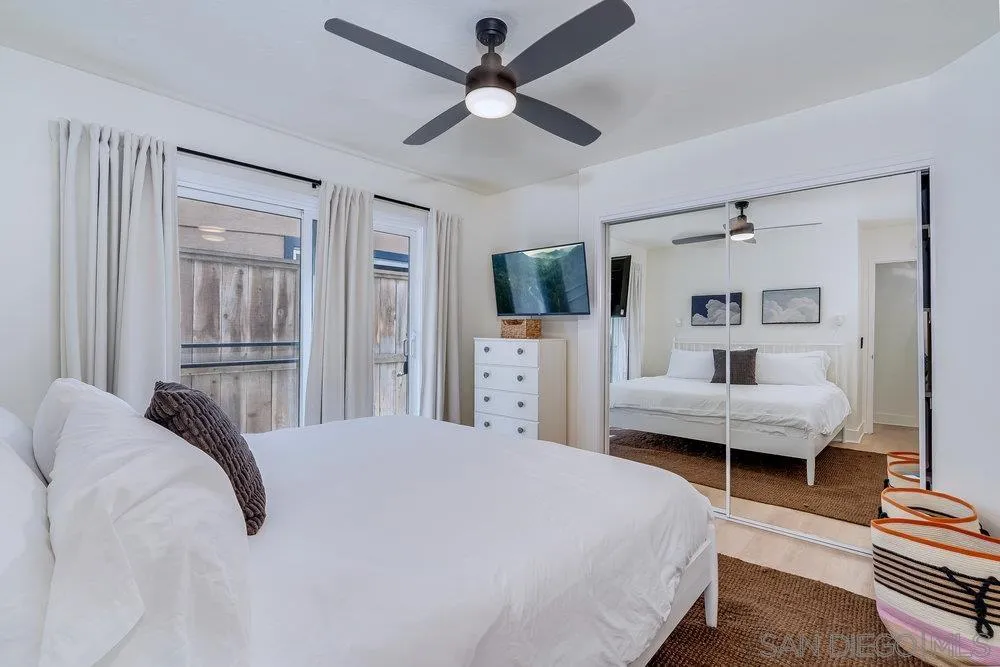 3536-40 Bayside Walk