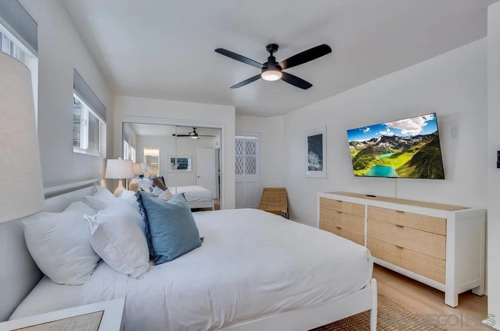 3536-40 Bayside Walk