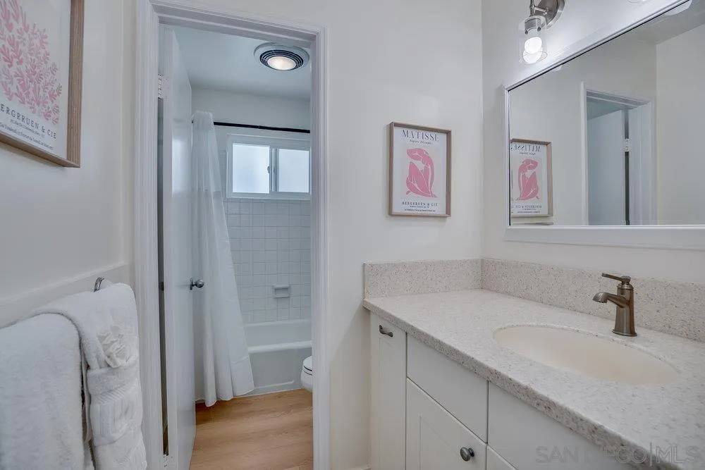 3536-40 Bayside Walk