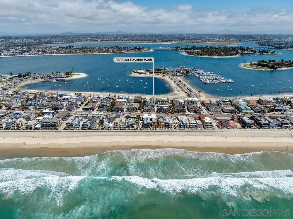 3536-40 Bayside Walk