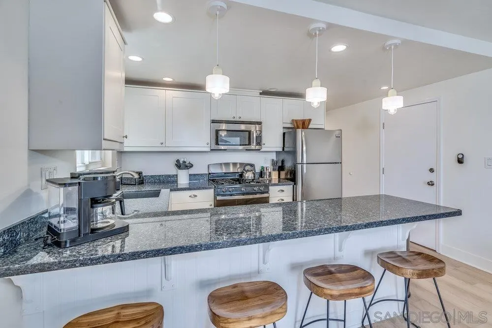 3536-40 Bayside Walk