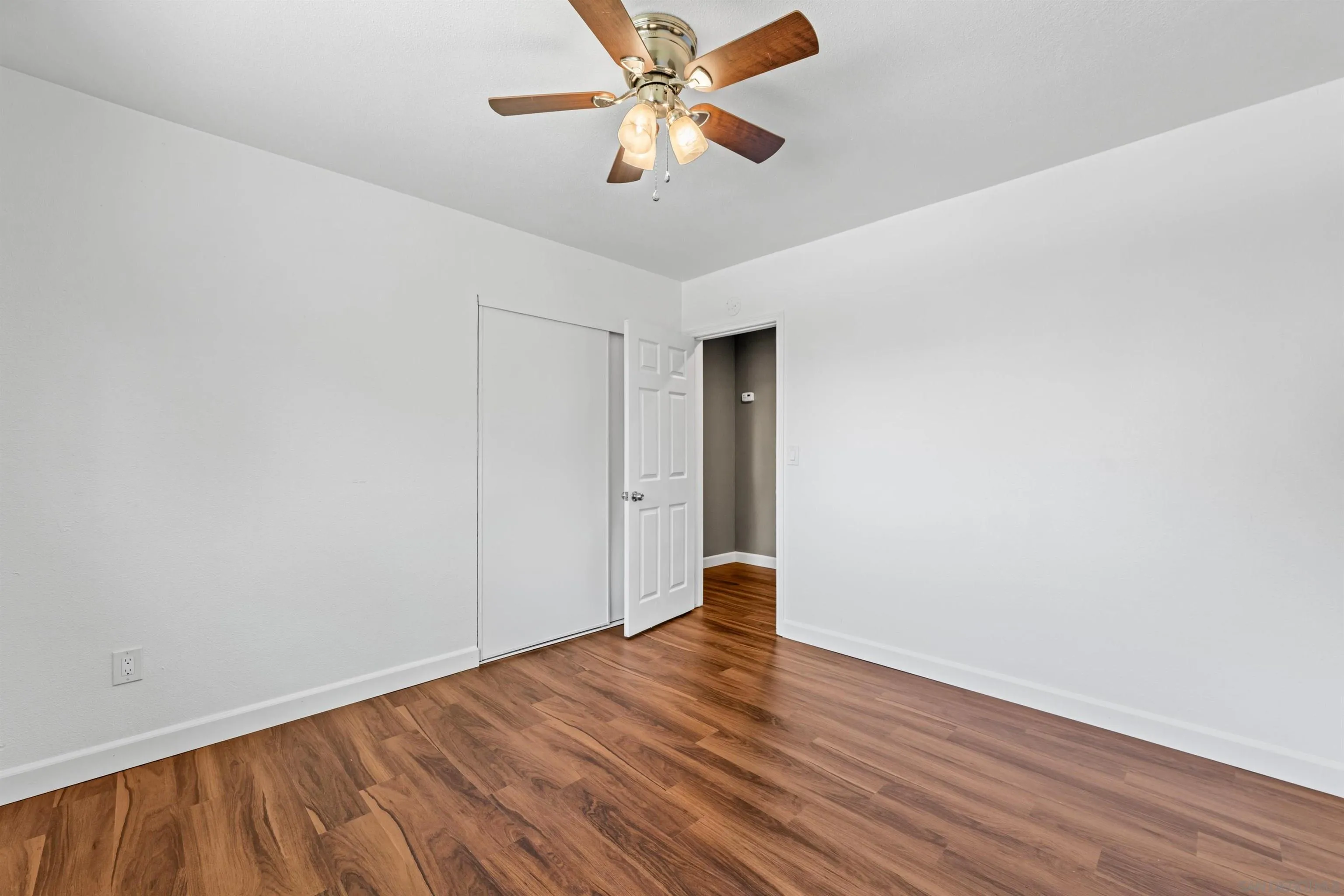 1610-12 Dahlia Avenue