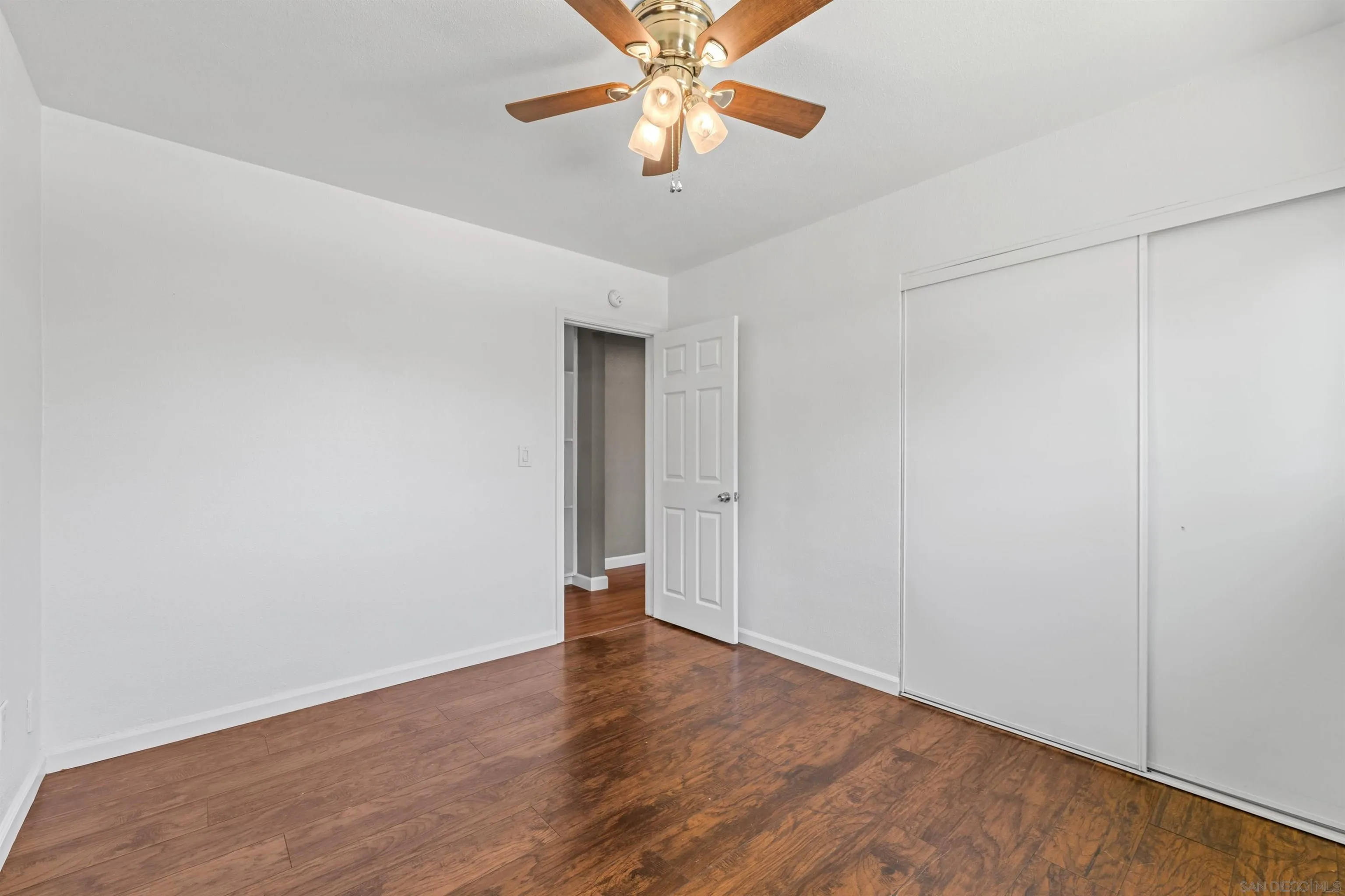 1610-12 Dahlia Avenue
