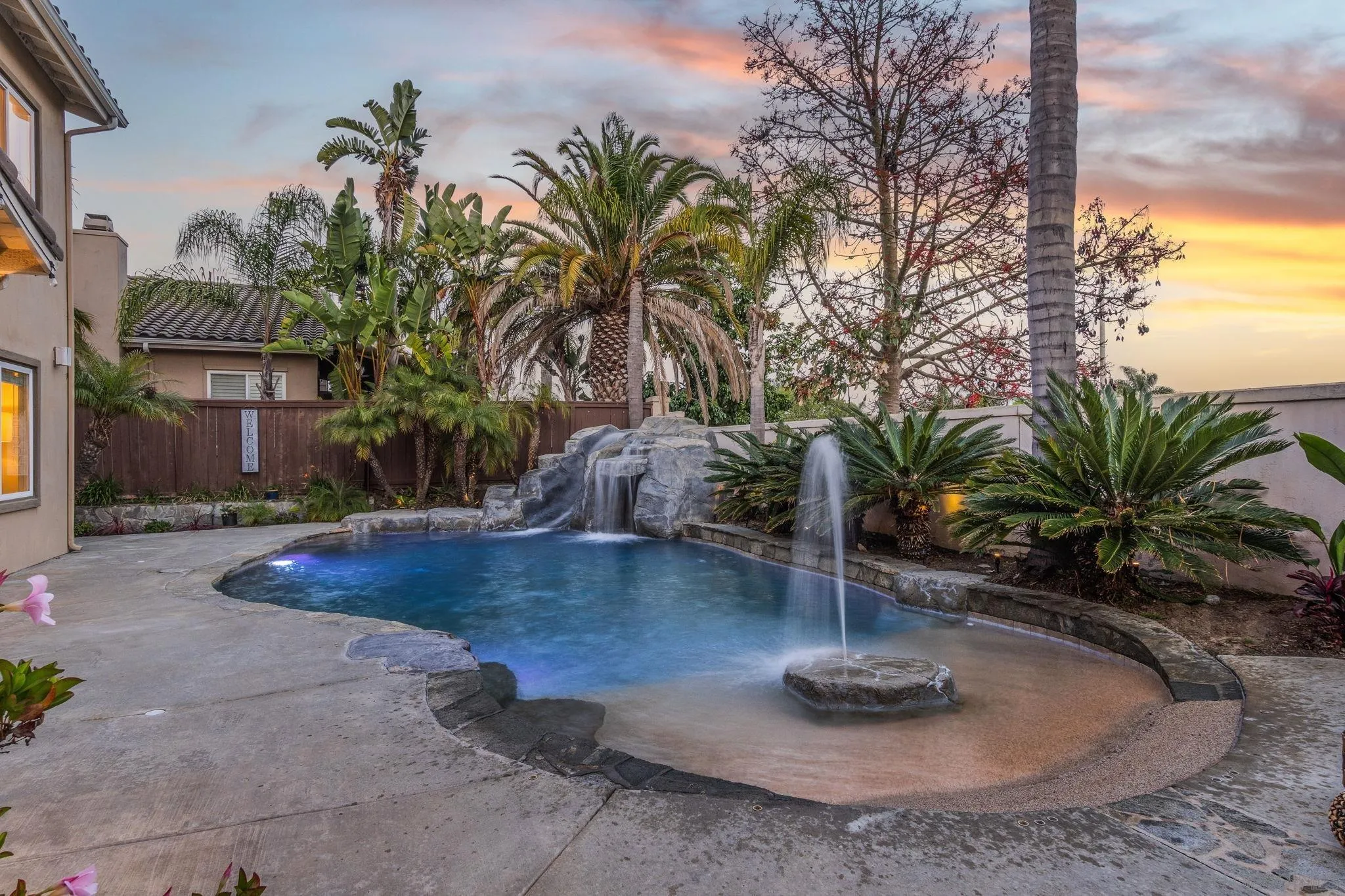 1737 Skimmer Ct