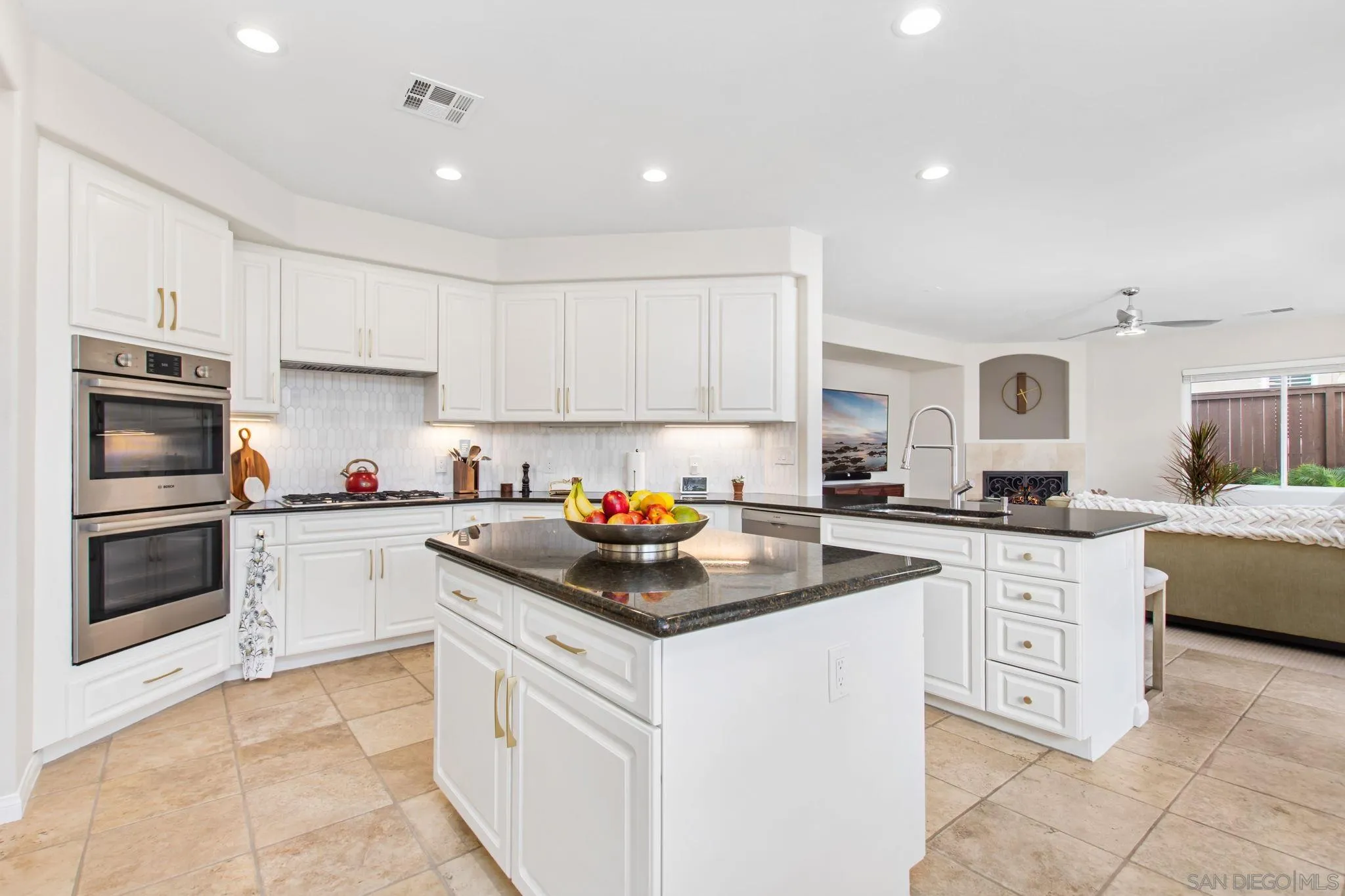 1737 Skimmer Ct