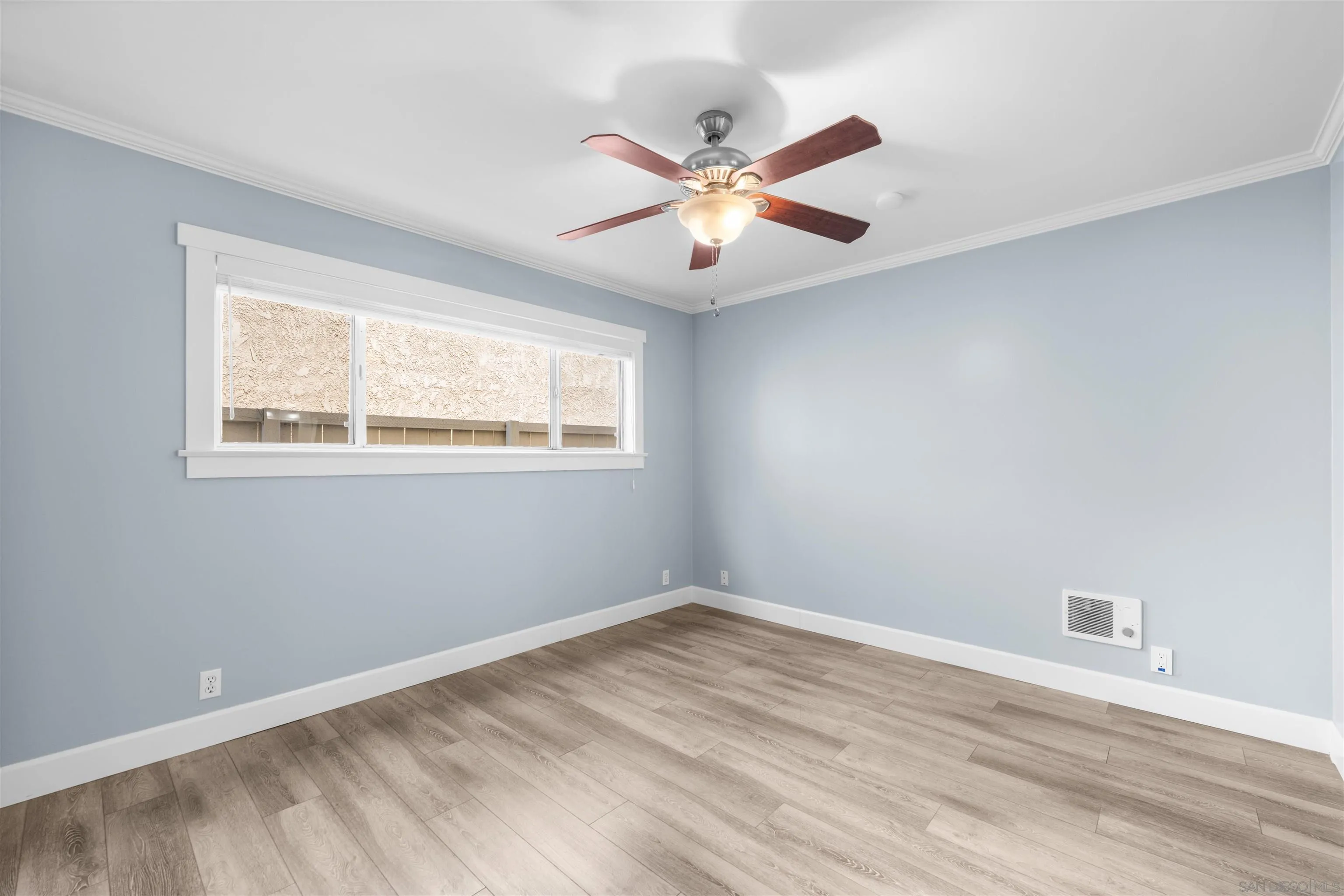 1740 Roosevelt Unit Apt B