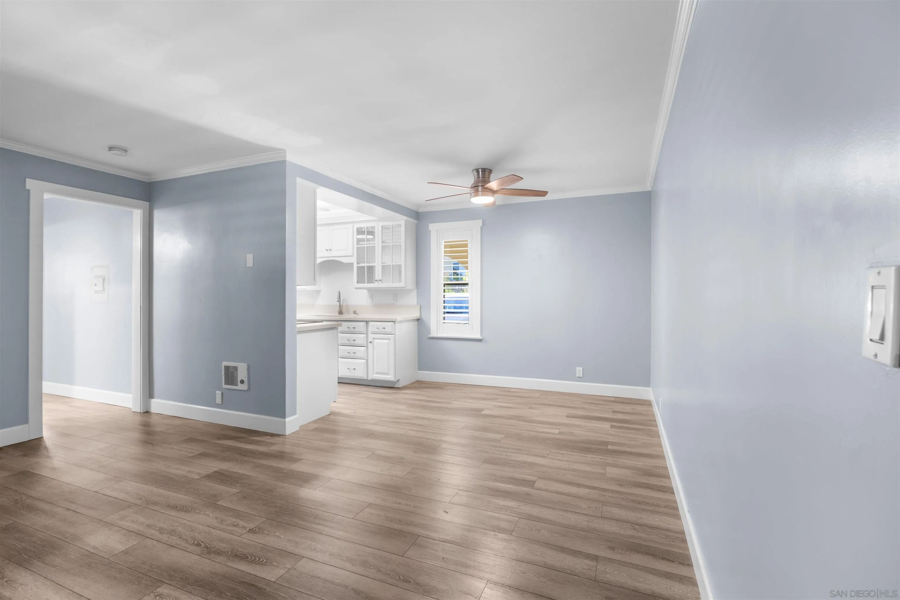 1740 Roosevelt Unit Apt B