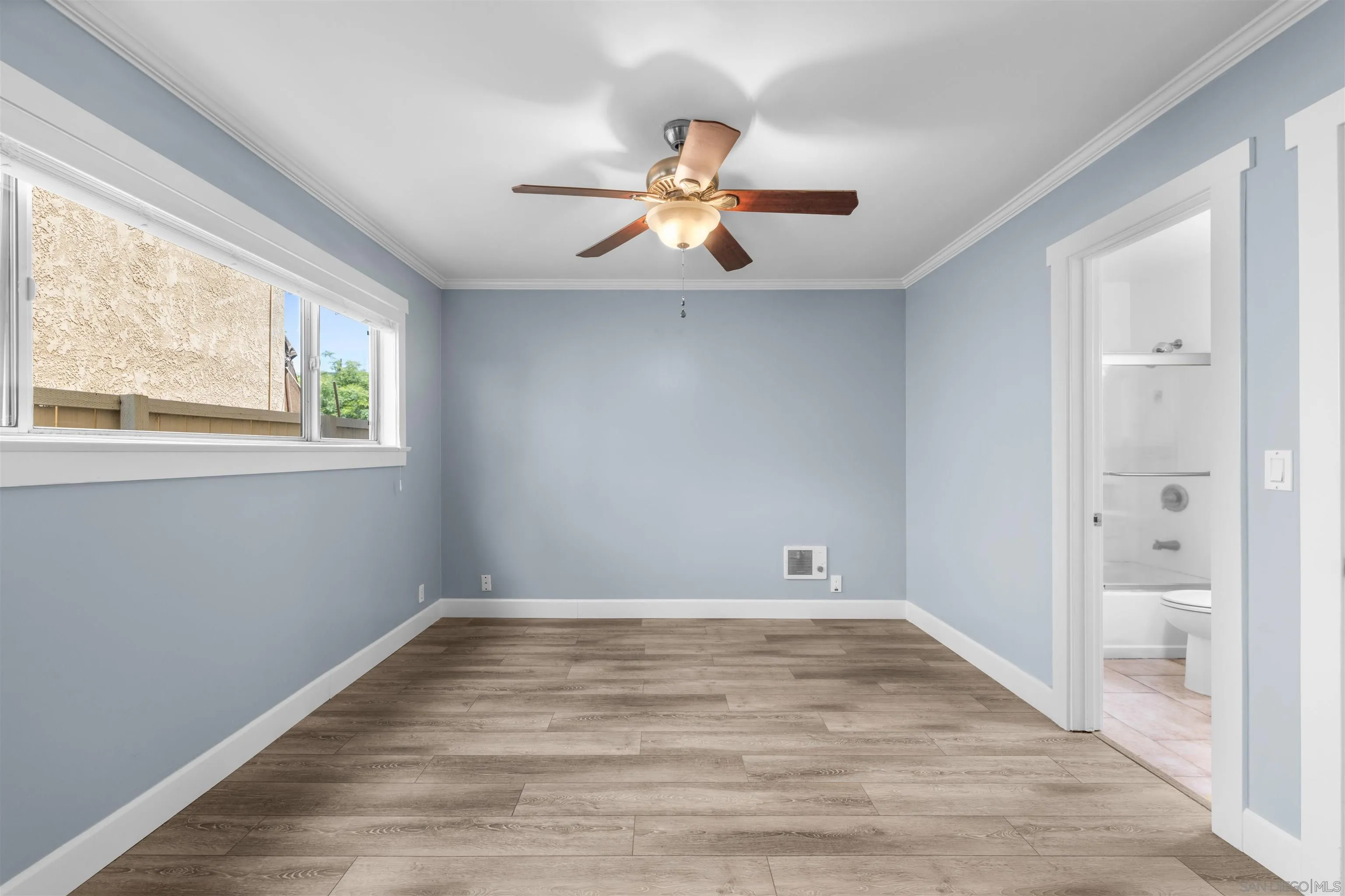 1740 Roosevelt Unit Apt B