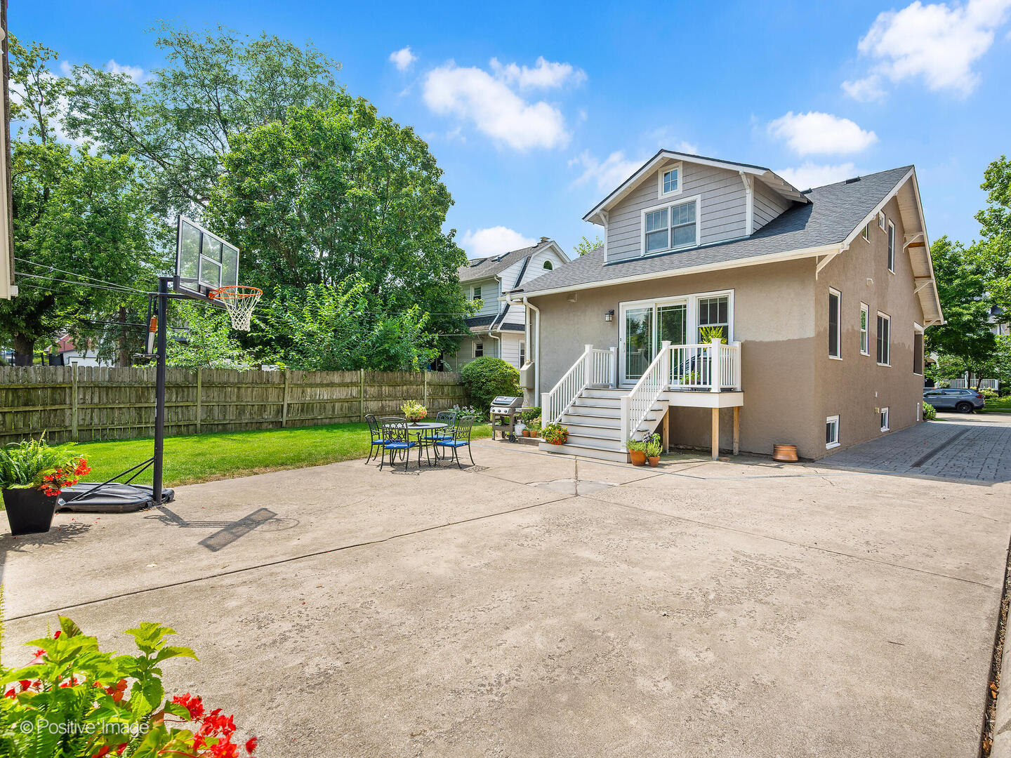 239 9th Avenue