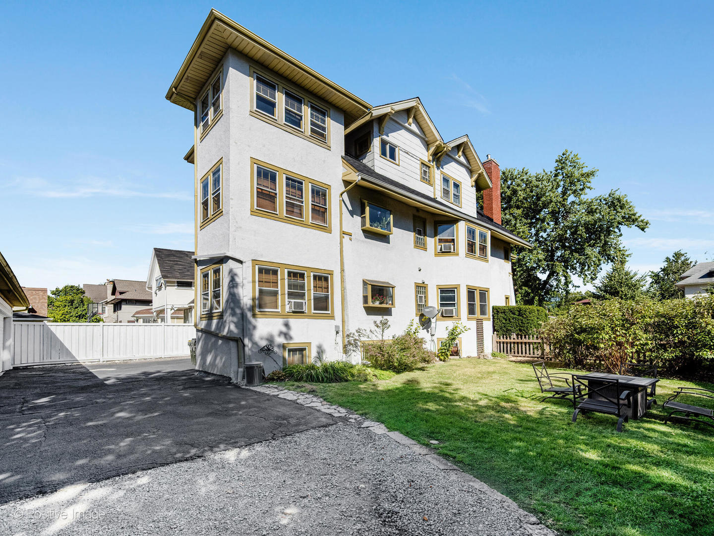 422 S Madison Avenue