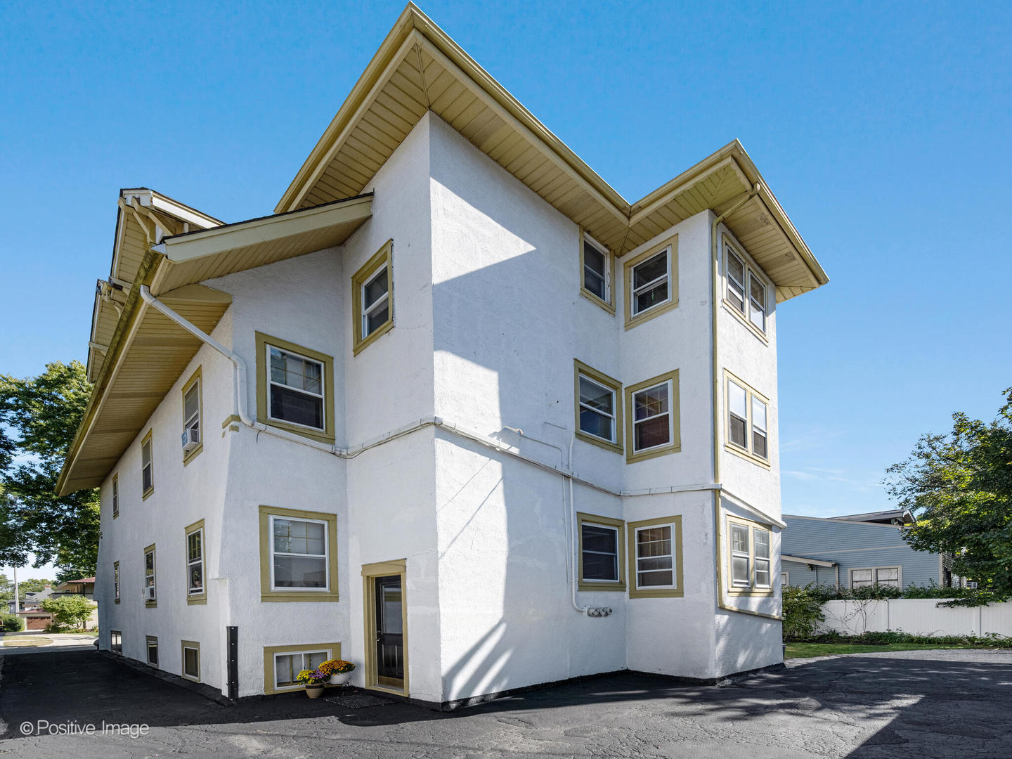 422 S Madison Avenue