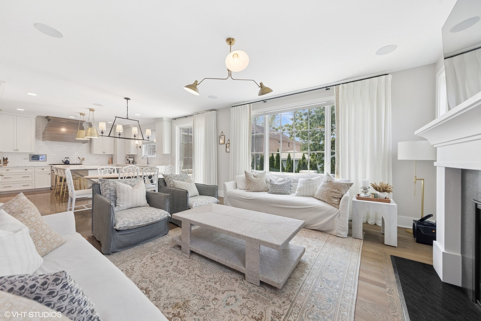 1036 S Ashland Avenue