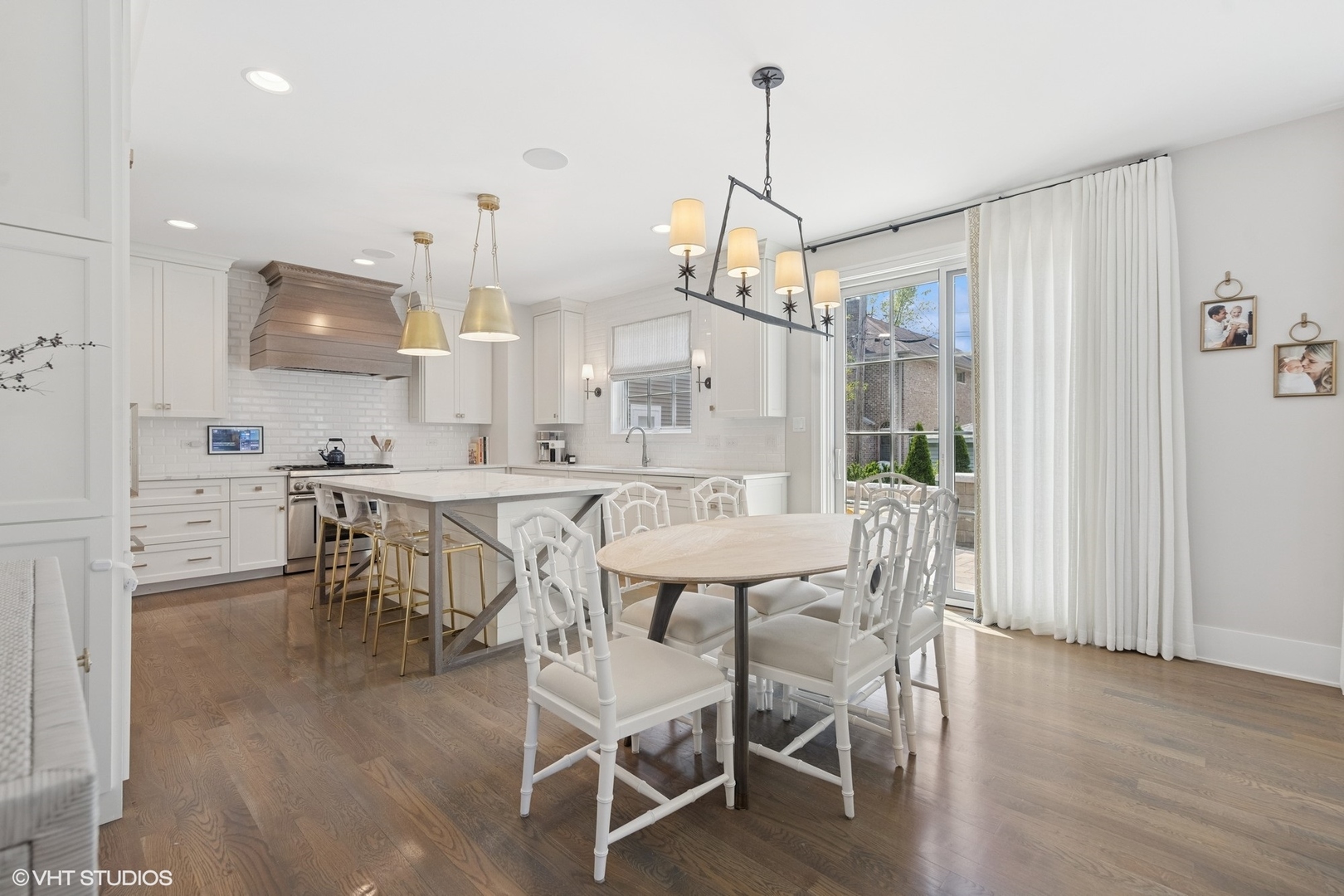 1036 S Ashland Avenue