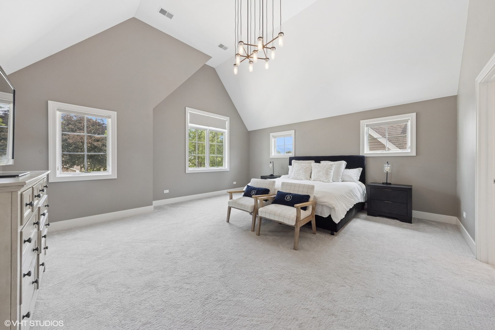 1036 S Ashland Avenue