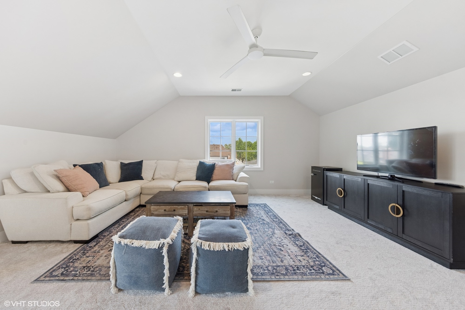 1036 S Ashland Avenue