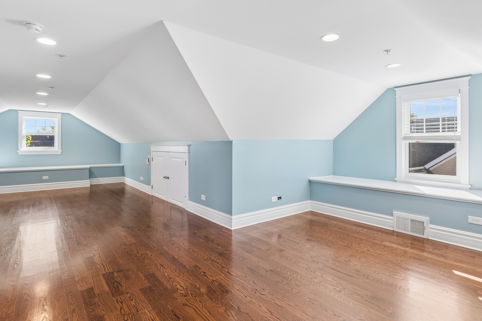 627 N Kensington Avenue