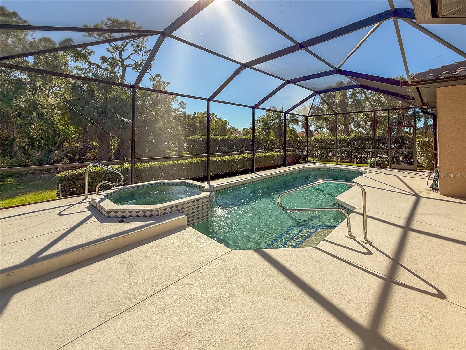 4854 SABAL LAKE CIR