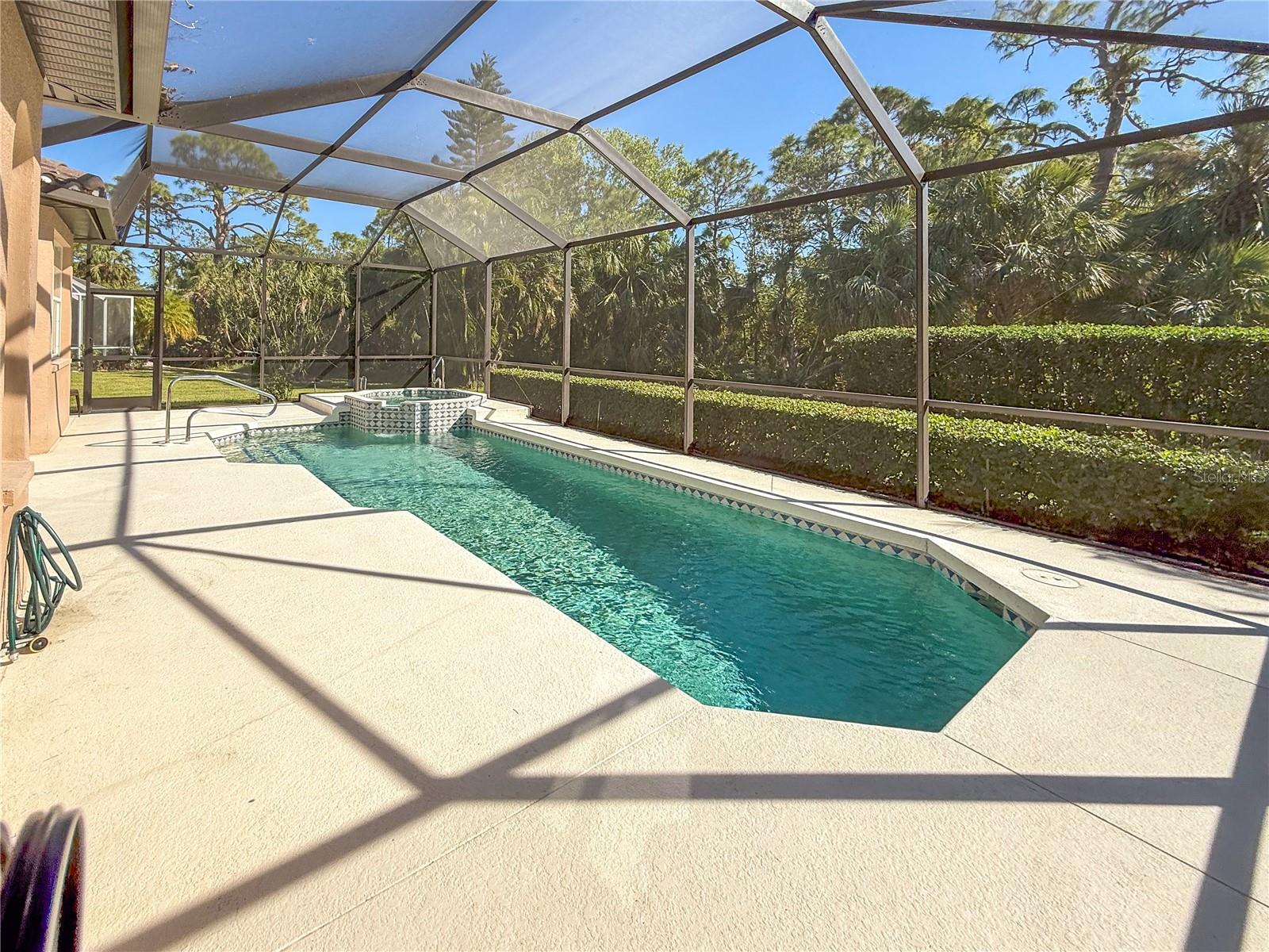 4854 SABAL LAKE CIR