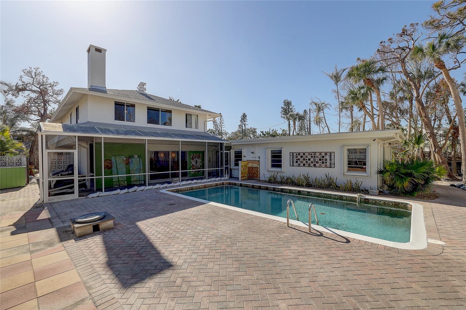 3712 SANDSPUR LN