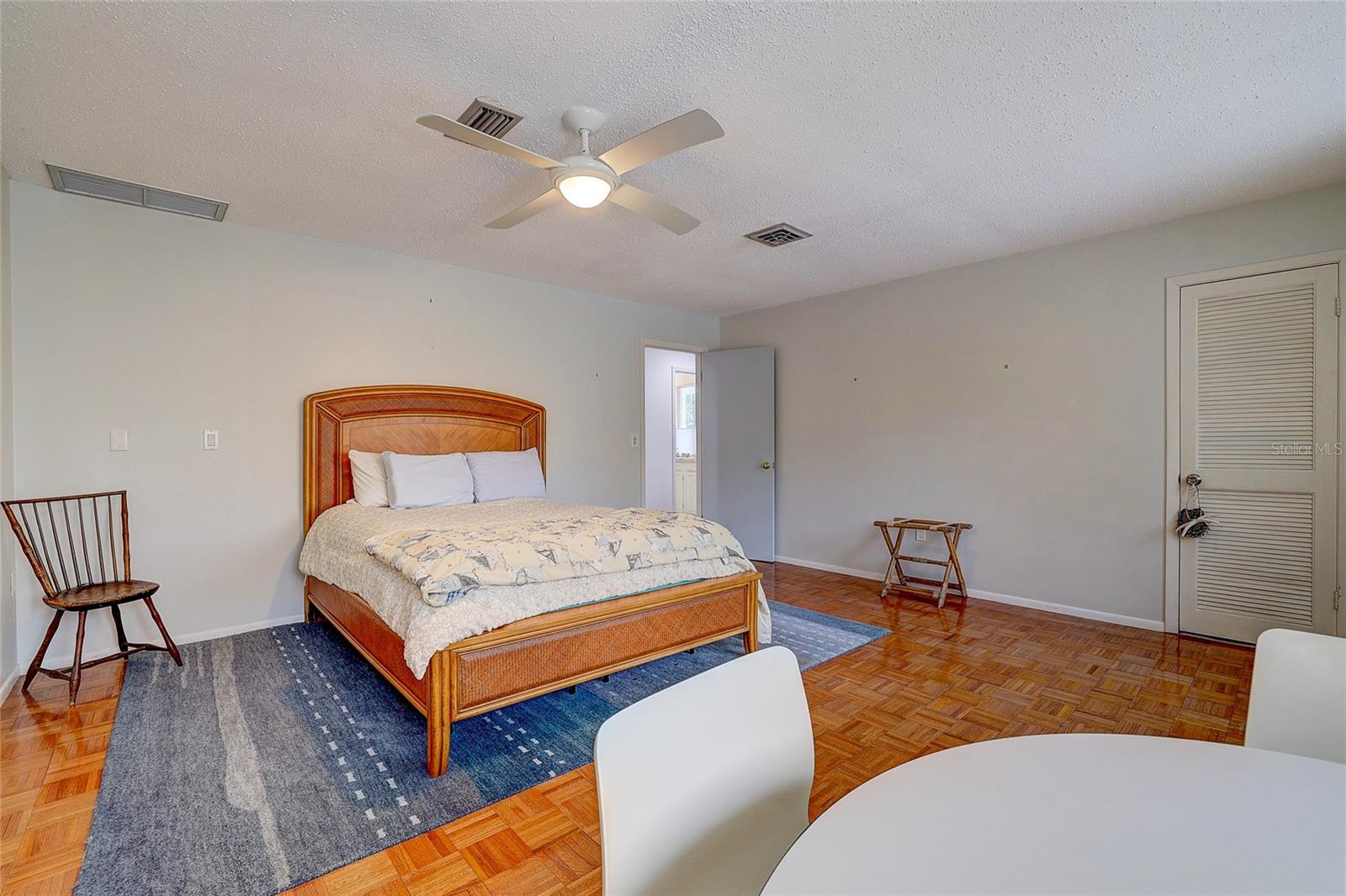 3712 SANDSPUR LN
