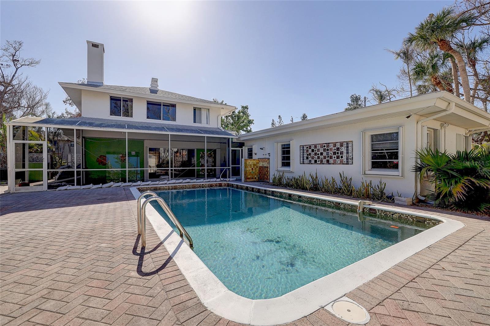 3712 SANDSPUR LN