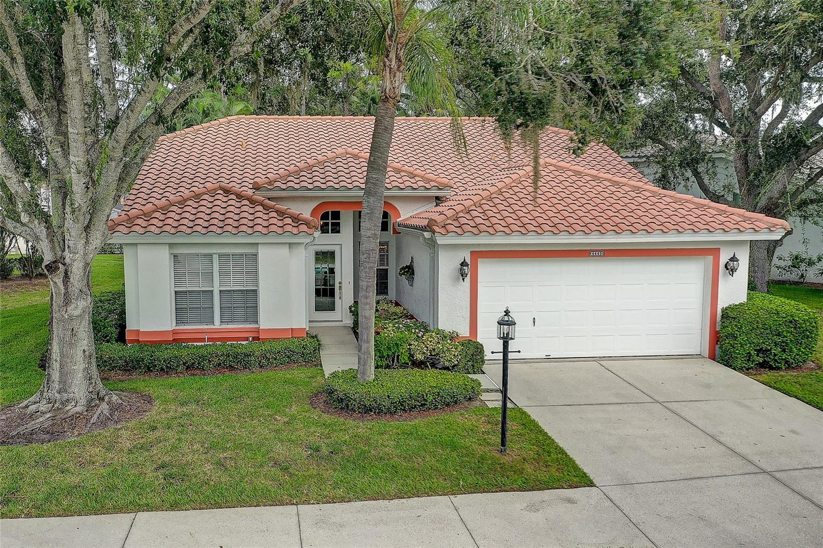 4443 DEL SOL BLVD S