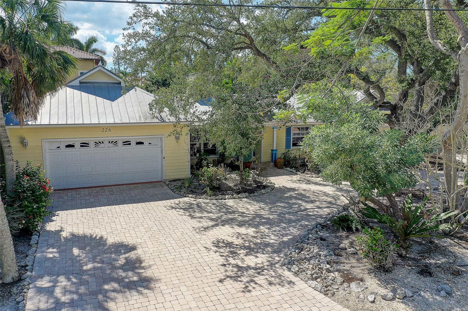 226 OGDEN ST