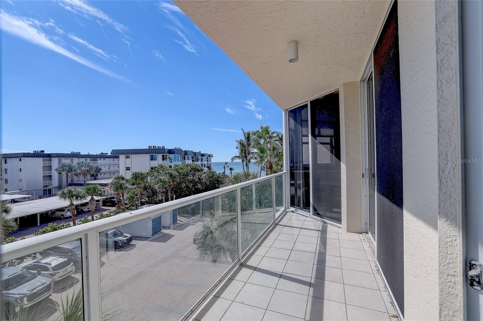 1800 BENJAMIN FRANKLIN DR #A202