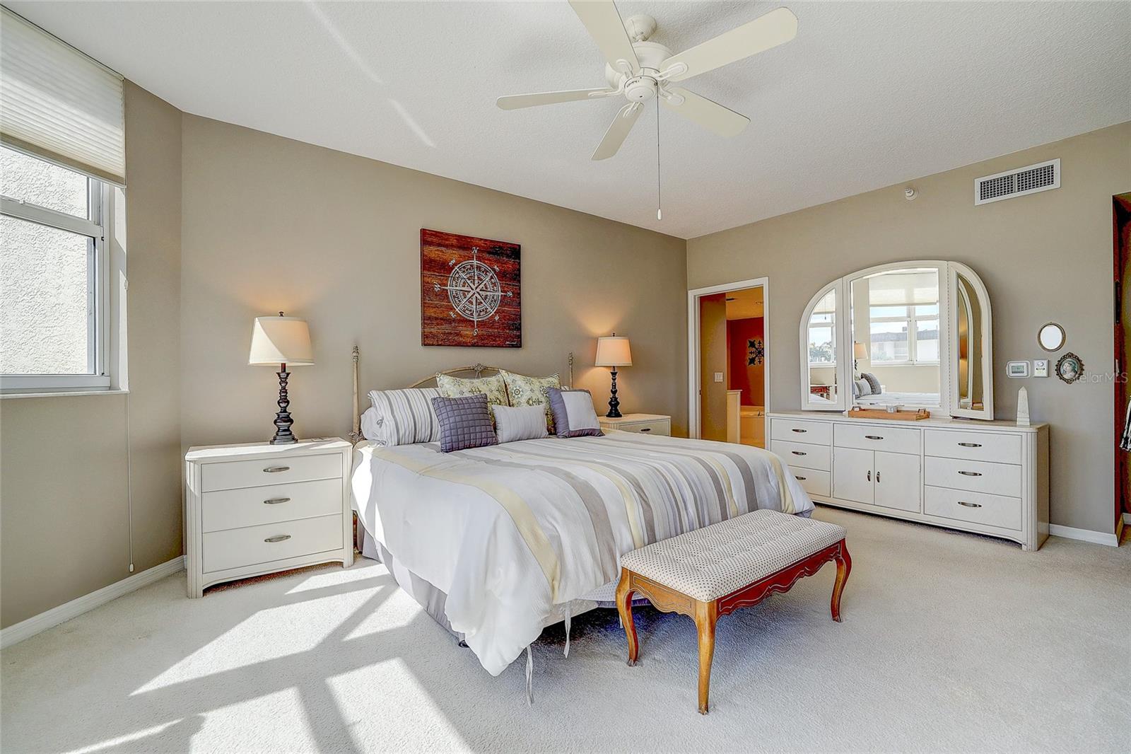 1800 BENJAMIN FRANKLIN DR #A202