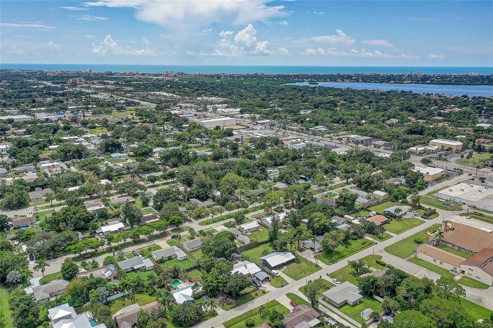 2121 PALM TER