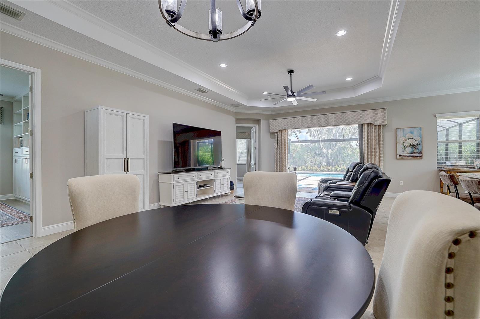 3718 WOODCLIFF LAKE TER