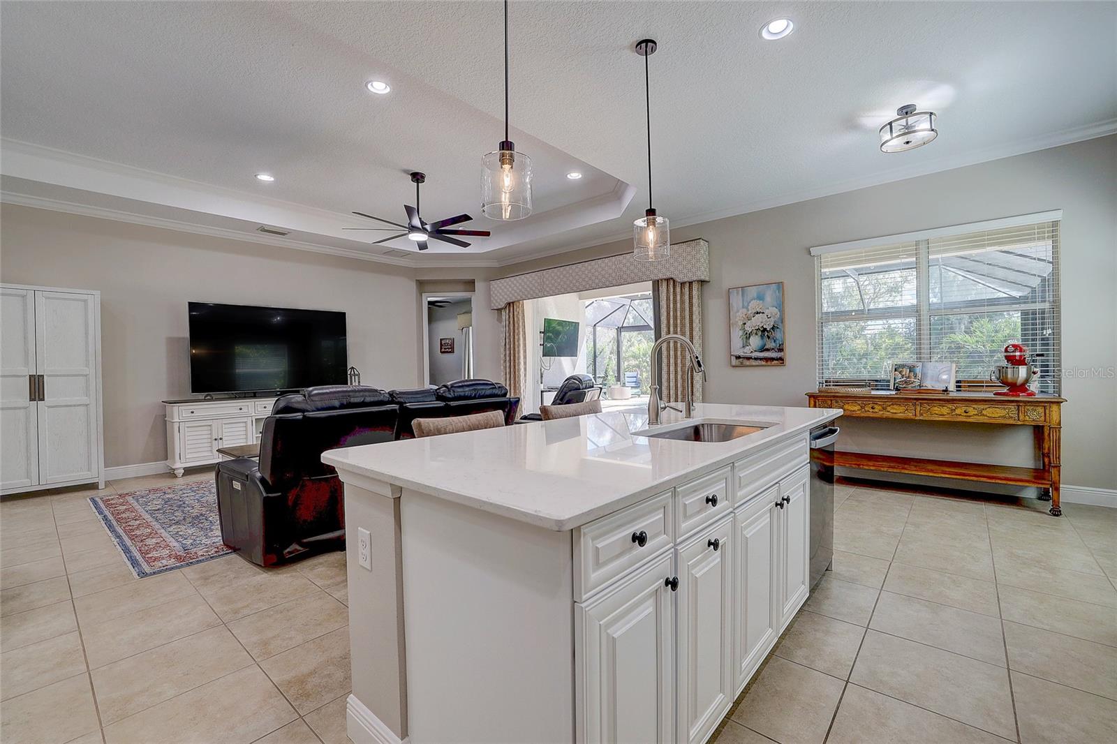 3718 WOODCLIFF LAKE TER