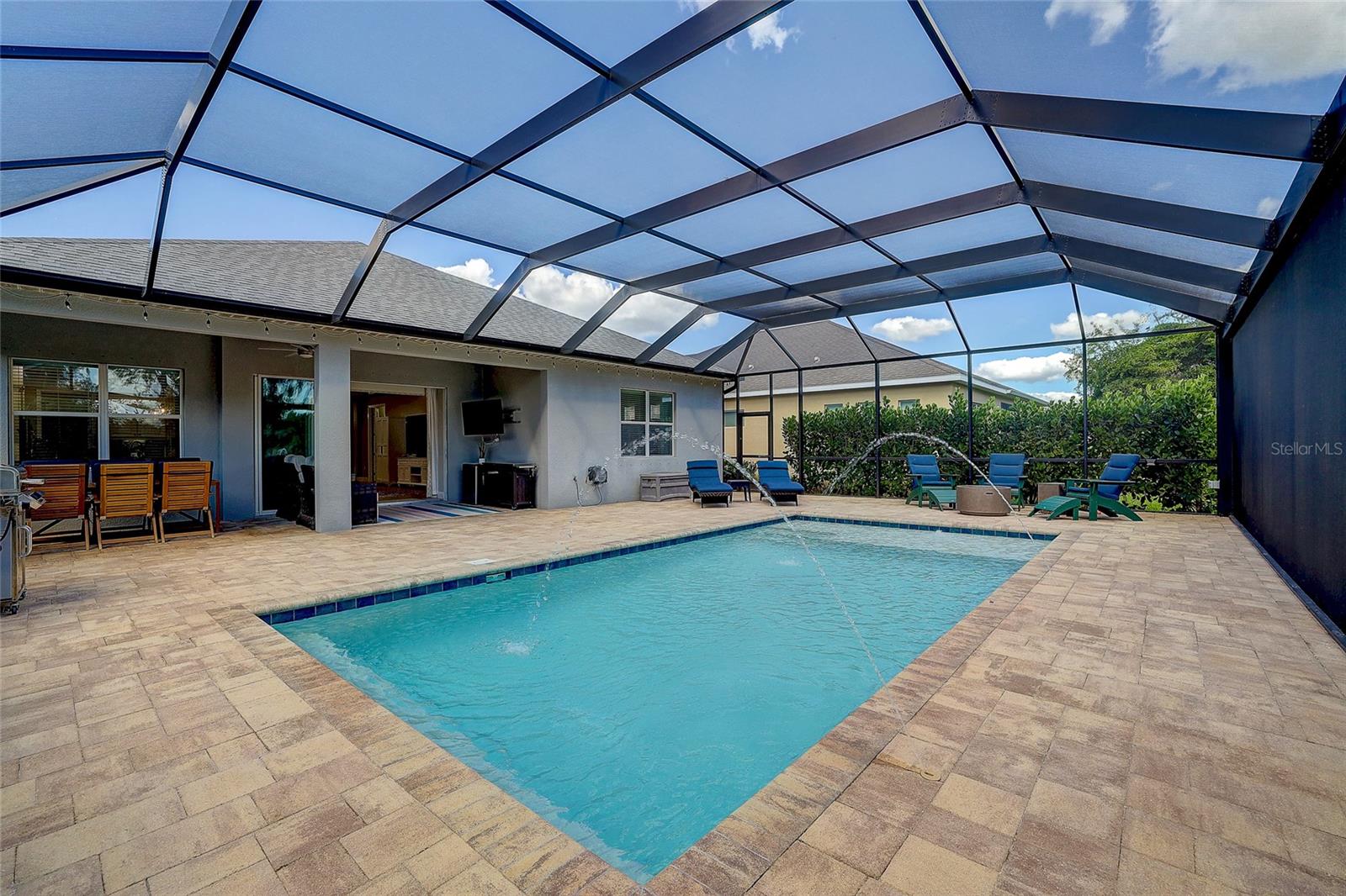 3718 WOODCLIFF LAKE TER