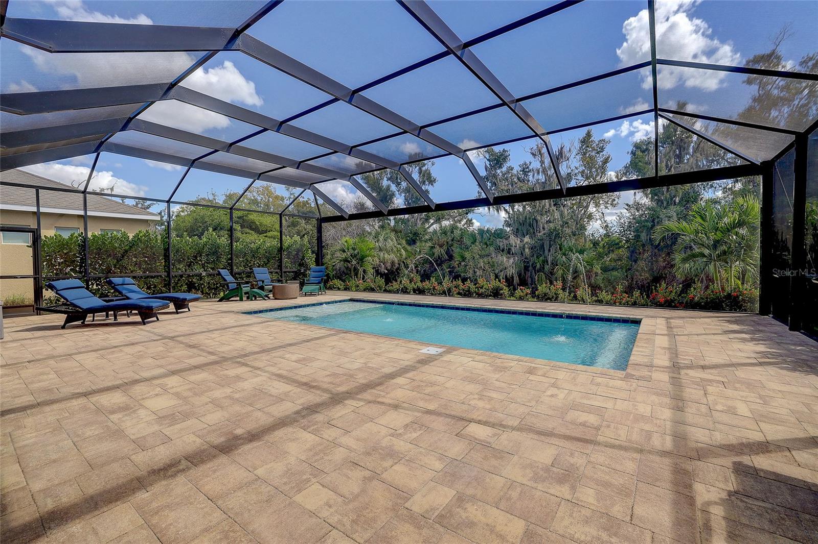 3718 WOODCLIFF LAKE TER